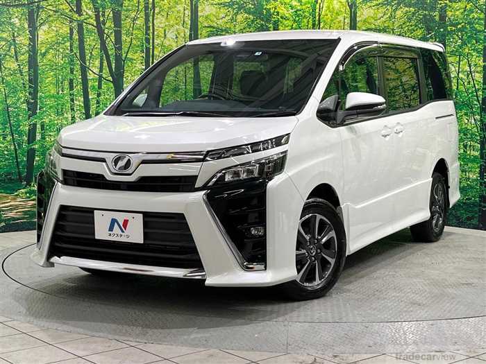 2017 Toyota Voxy