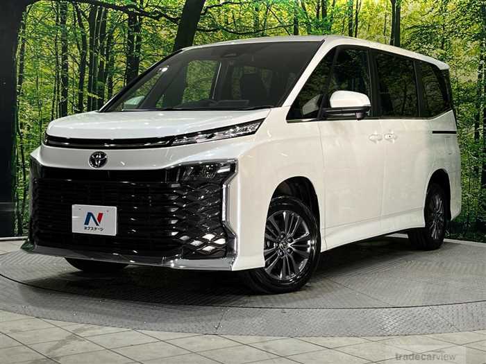 2024 Toyota Voxy