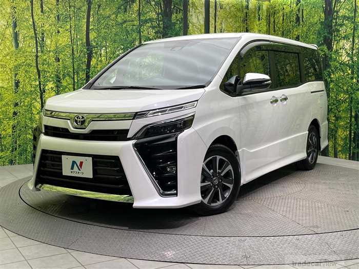 2021 Toyota Voxy