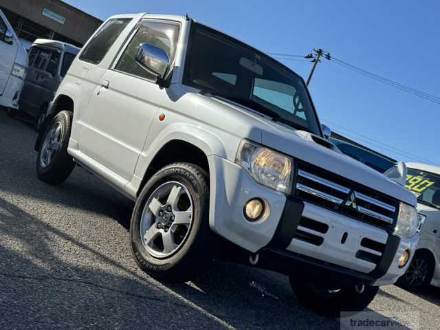 2011 Mitsubishi Pajero Mini