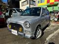 2001 Daihatsu Miragino