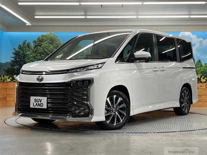 2024 Toyota Voxy