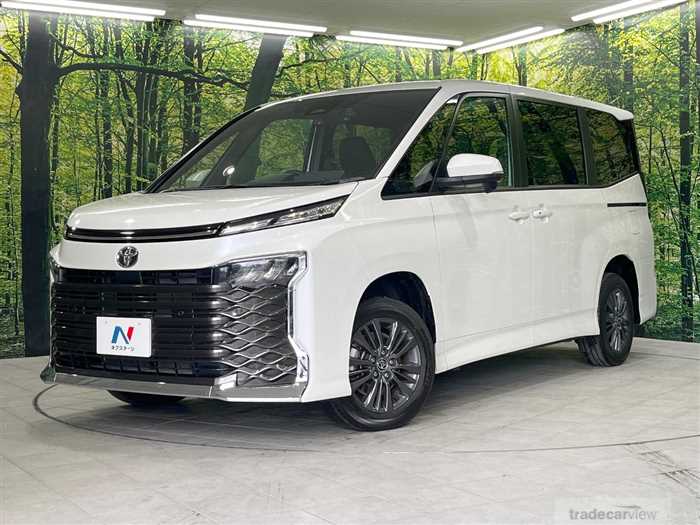 2024 Toyota Voxy