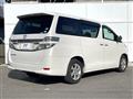 2014 Toyota Vellfire