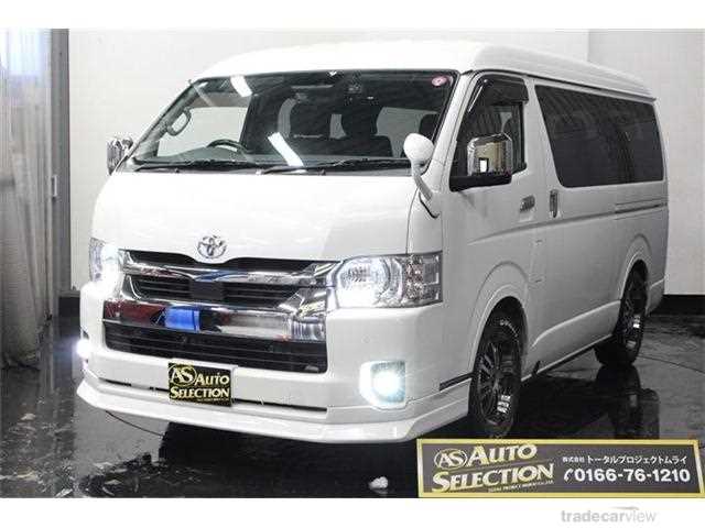 2022 Toyota Hiace Wagon