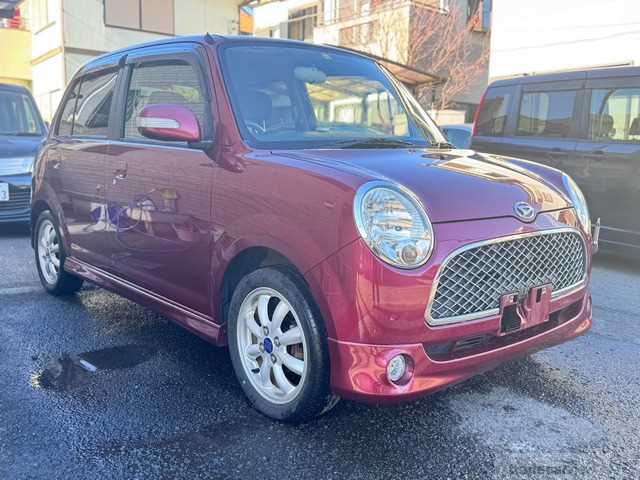 2005 Daihatsu Miragino