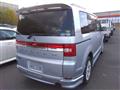 2007 Mitsubishi Delica D5