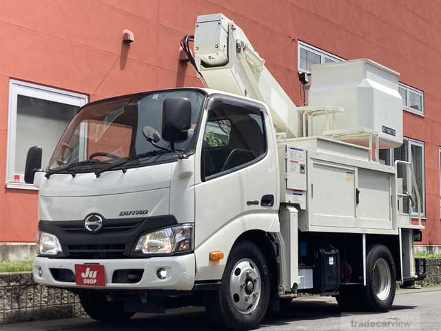 2017 Hino Dutro