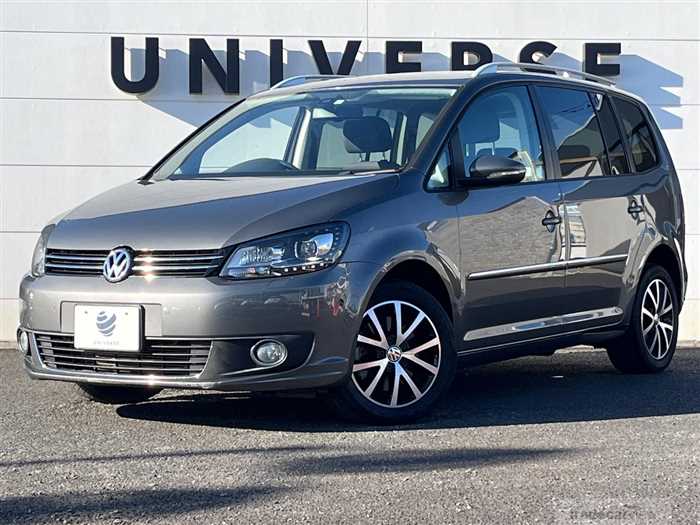 2014 Volkswagen Golf Touran