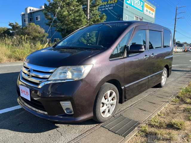 2011 Nissan Serena