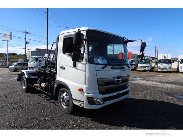 2018 Hino Hino Others