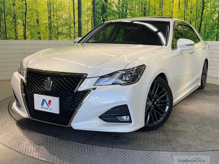 2016 Toyota Crown