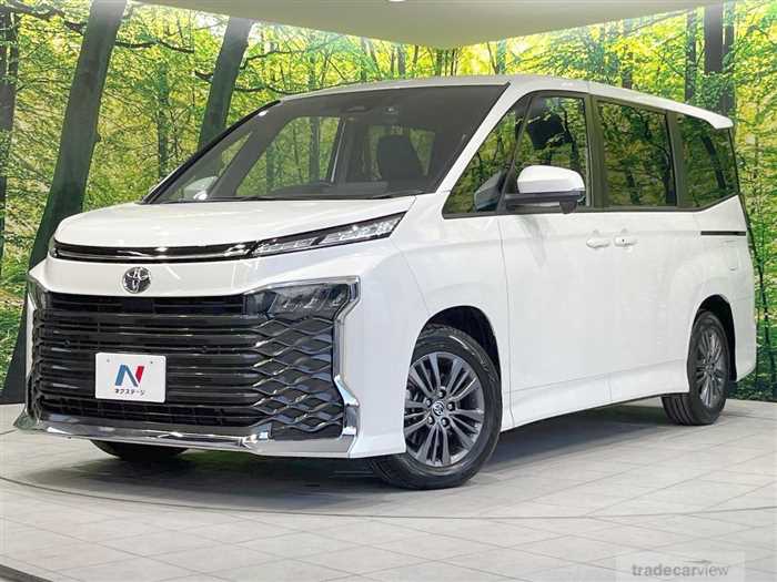 2024 Toyota Voxy