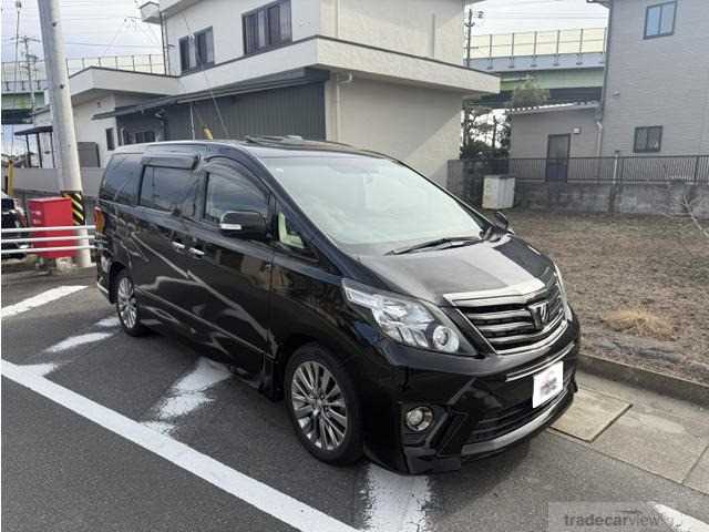 2013 Toyota Alphard G