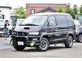 2000 Mitsubishi Delica Spacegear