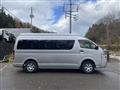 2005 Toyota Hiace Commuter