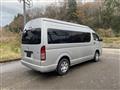 2005 Toyota Hiace Commuter