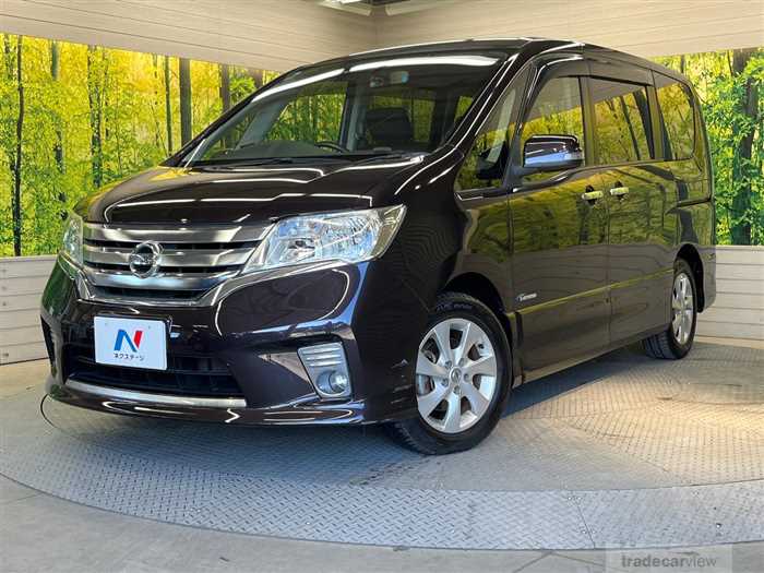 2013 Nissan Serena