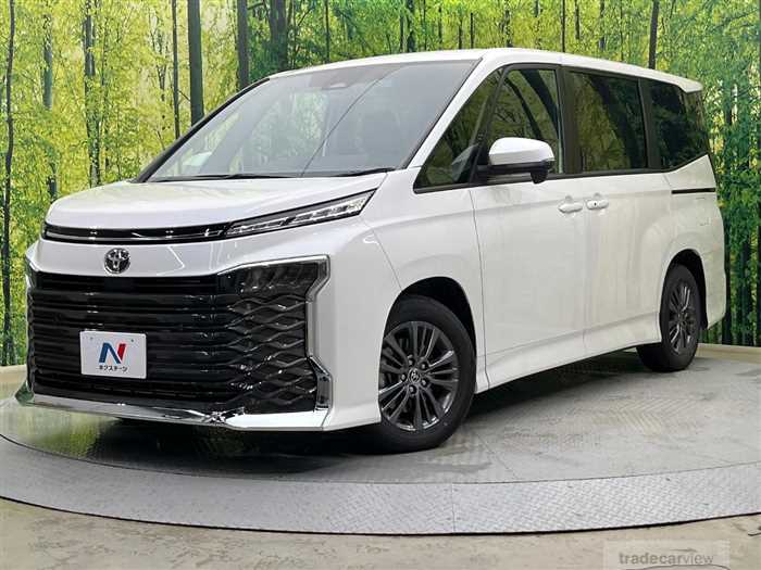 2024 Toyota Voxy