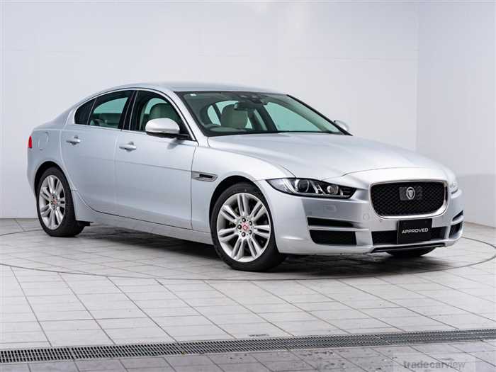 2018 Jaguar XE