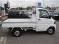 2004 Nissan Clipper Truck