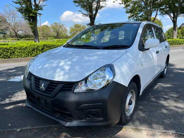 2019 Mitsubishi Lancer Cargo