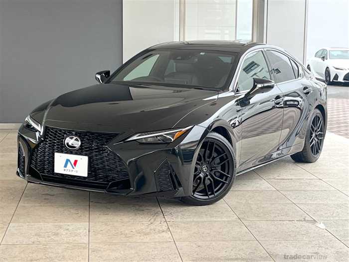 2021 Lexus IS