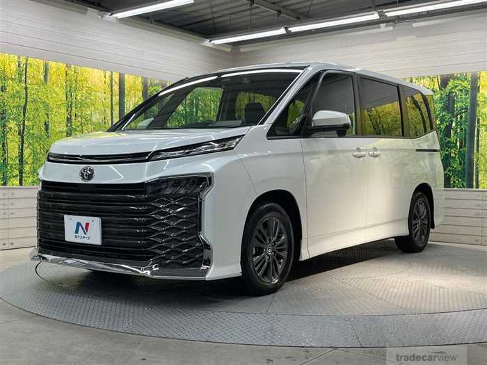 2024 Toyota Voxy