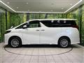 2020 Toyota Alphard Hybrid