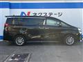 2022 Toyota Alphard Hybrid