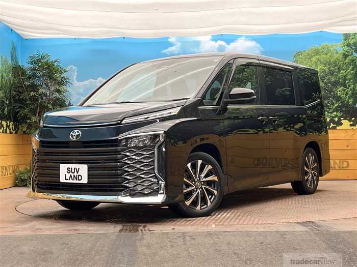 2022 Toyota Voxy