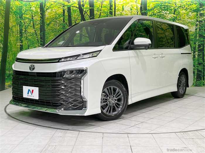 2024 Toyota Voxy