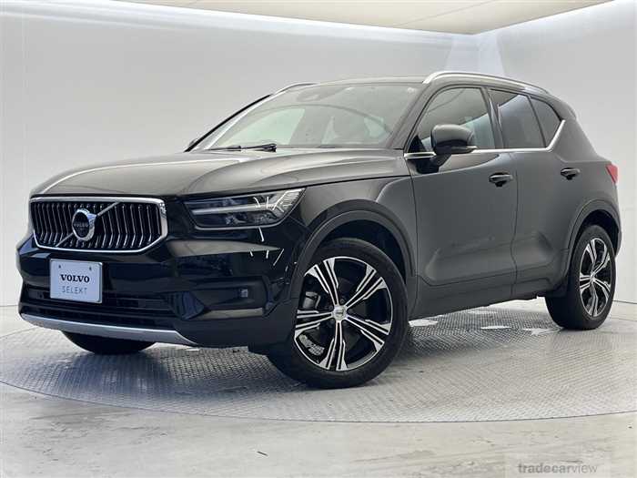 2021 Volvo XC40