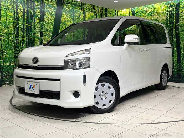 2011 Toyota Voxy