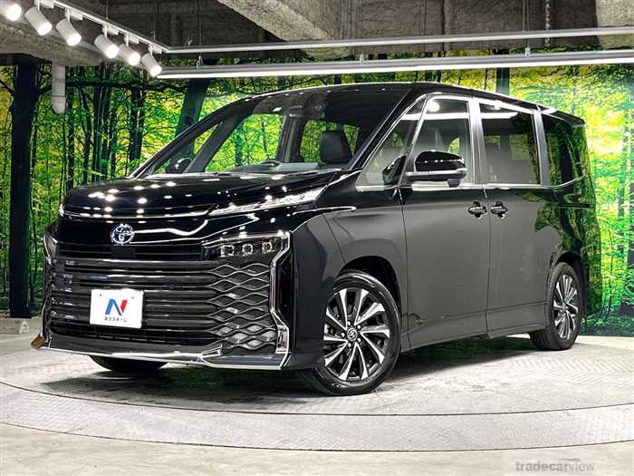 2022 Toyota Voxy