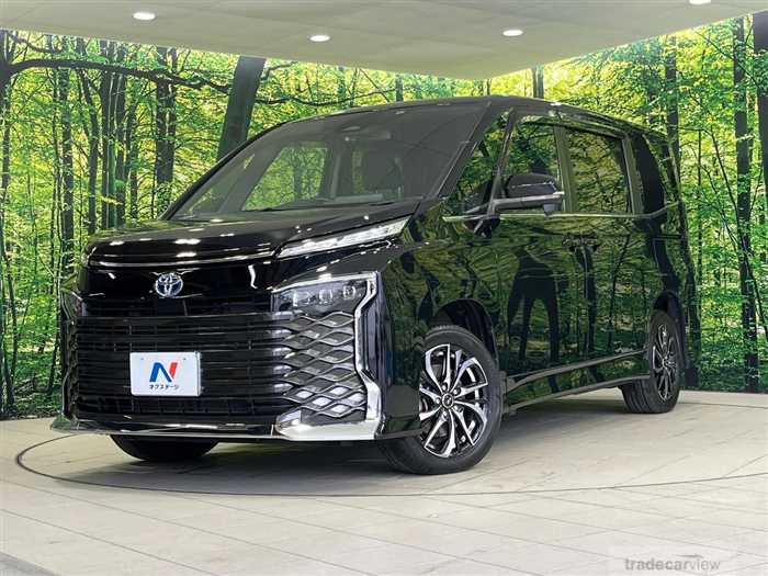 2022 Toyota Voxy