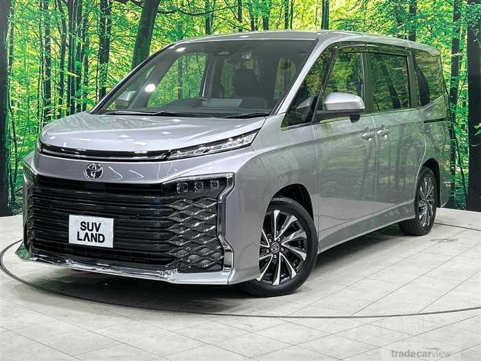 2023 Toyota Voxy