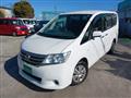 2012 Nissan Serena