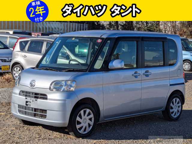 2011 Daihatsu Tanto