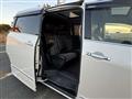 2013 Nissan Elgrand