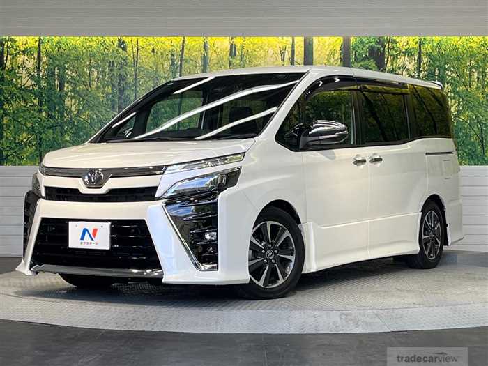 2021 Toyota Voxy