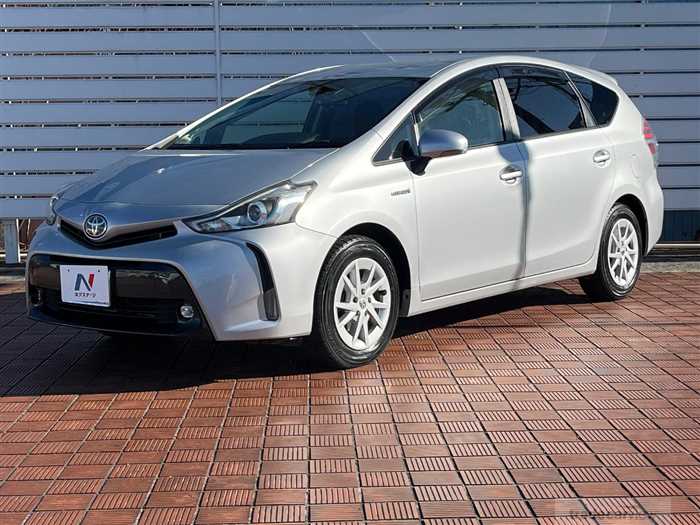 2015 Toyota PRIUS α