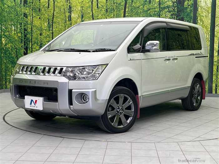 2018 Mitsubishi Delica D5