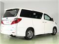 2013 Toyota Alphard Hybrid