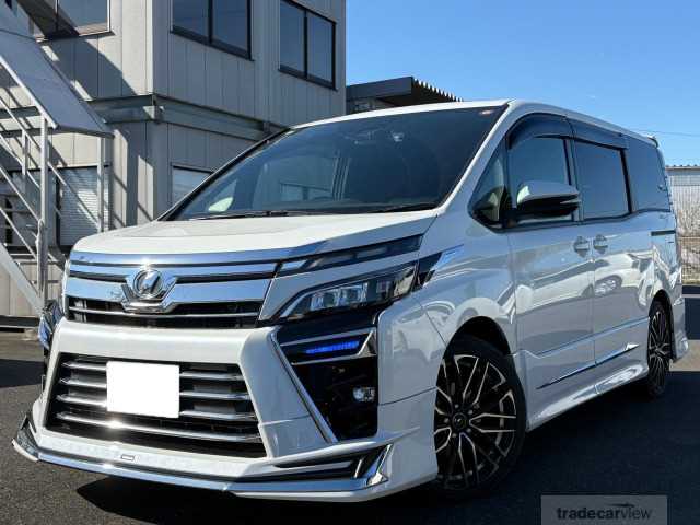 2018 Toyota Voxy