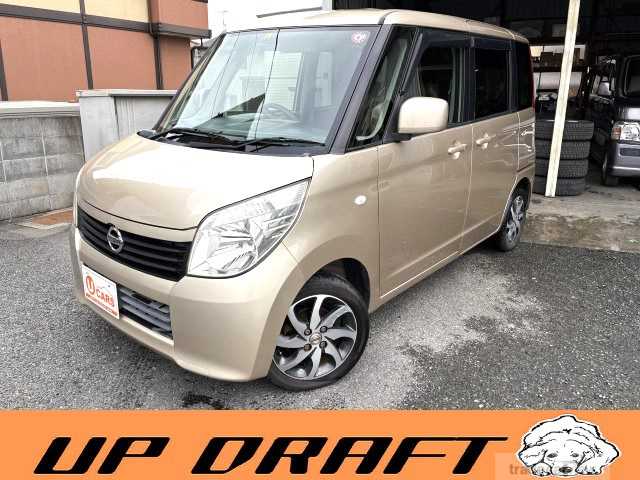 2010 Nissan ROOX