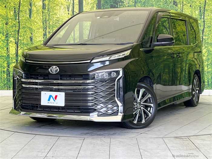 2022 Toyota Voxy