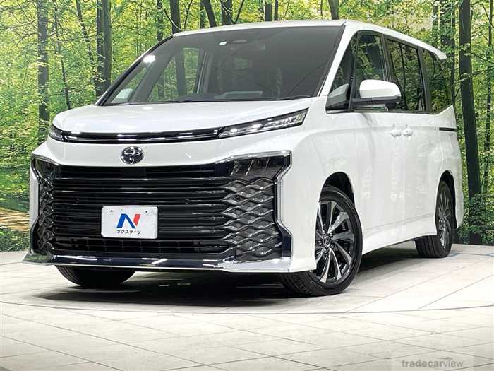 2023 Toyota Voxy