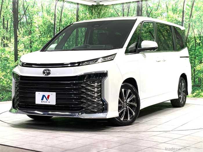 2023 Toyota Voxy