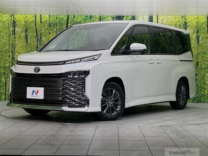 2024 Toyota Voxy